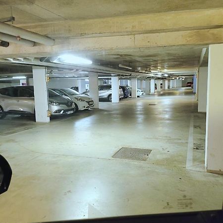 III Appart 2 Pieces, Neuf 200 M De Gare Parking Netflix Evry Courcouronnes Екстер'єр фото